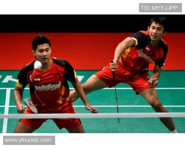 上海羽毛球队战术解析与训练策略探讨